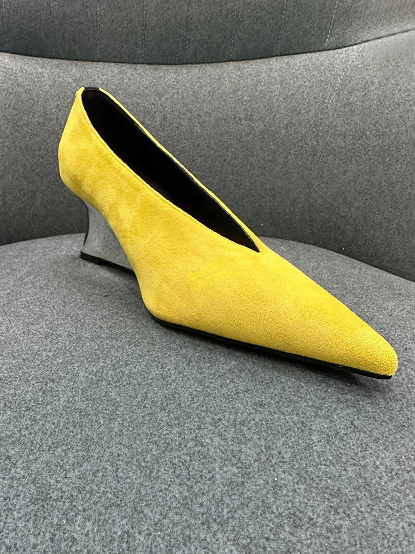 Red Suede Slip On Pumps Wedges - Women'S Shoes Burgundy 评论和价格