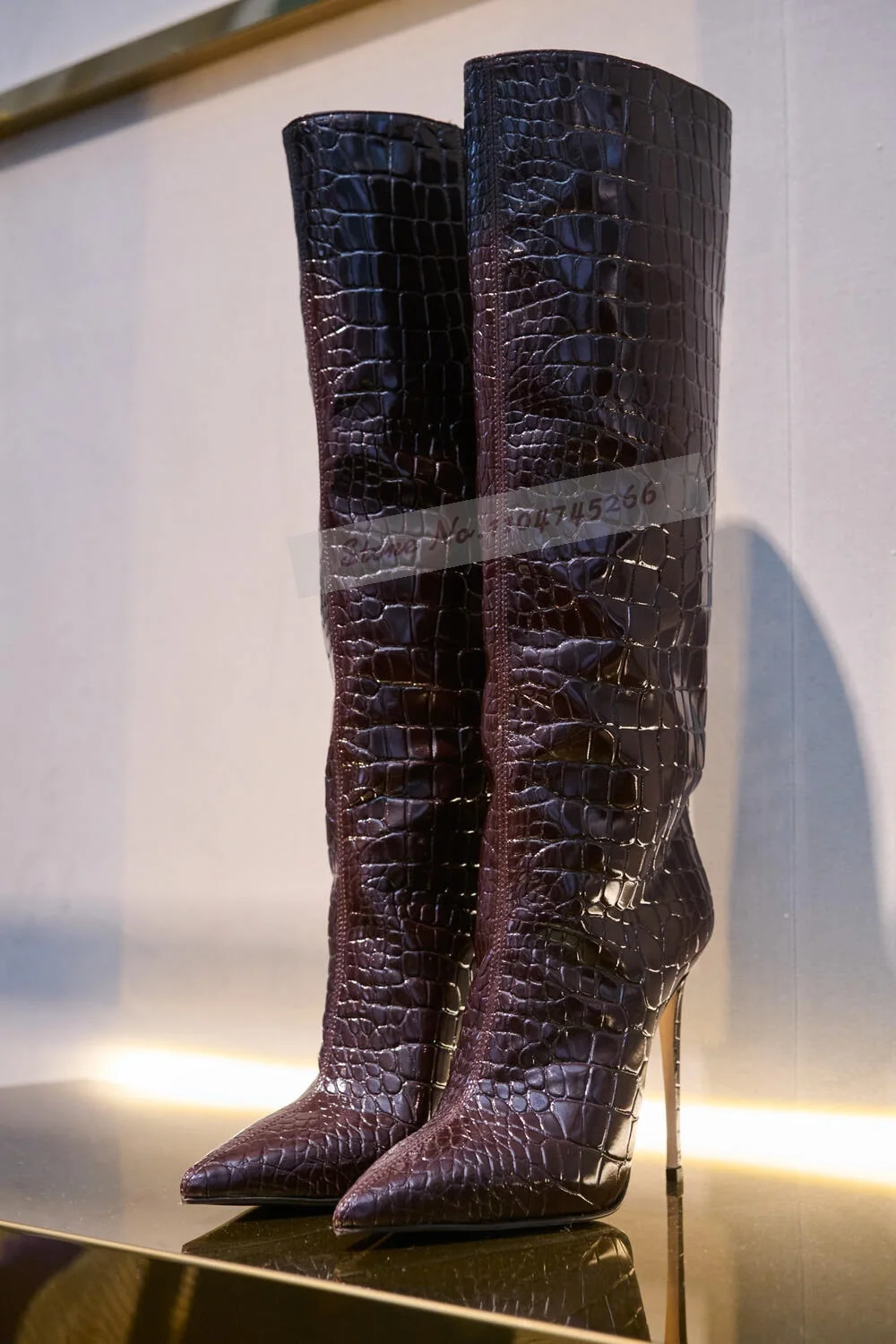 Burgundy Crocodile Thin High H - Women'S Shoes Burgundy 评论和价格