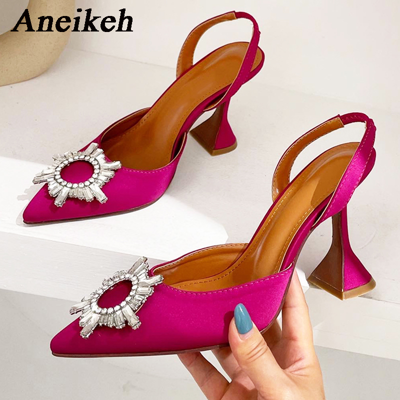Aneikeh Brand Women Silk High  - Women Shoes Zara 评论和价格